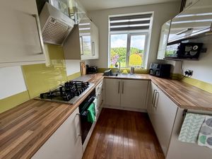 Kitchen- click for photo gallery